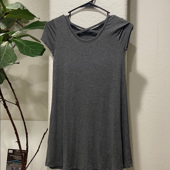 Gray short sleeve dress - Picture 3 of 3